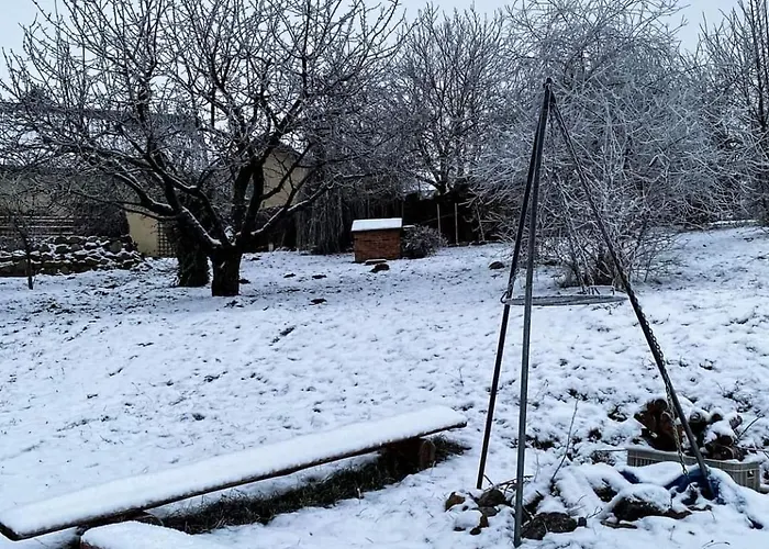 مزرعة للإقامة Agrowczasy U Bartka